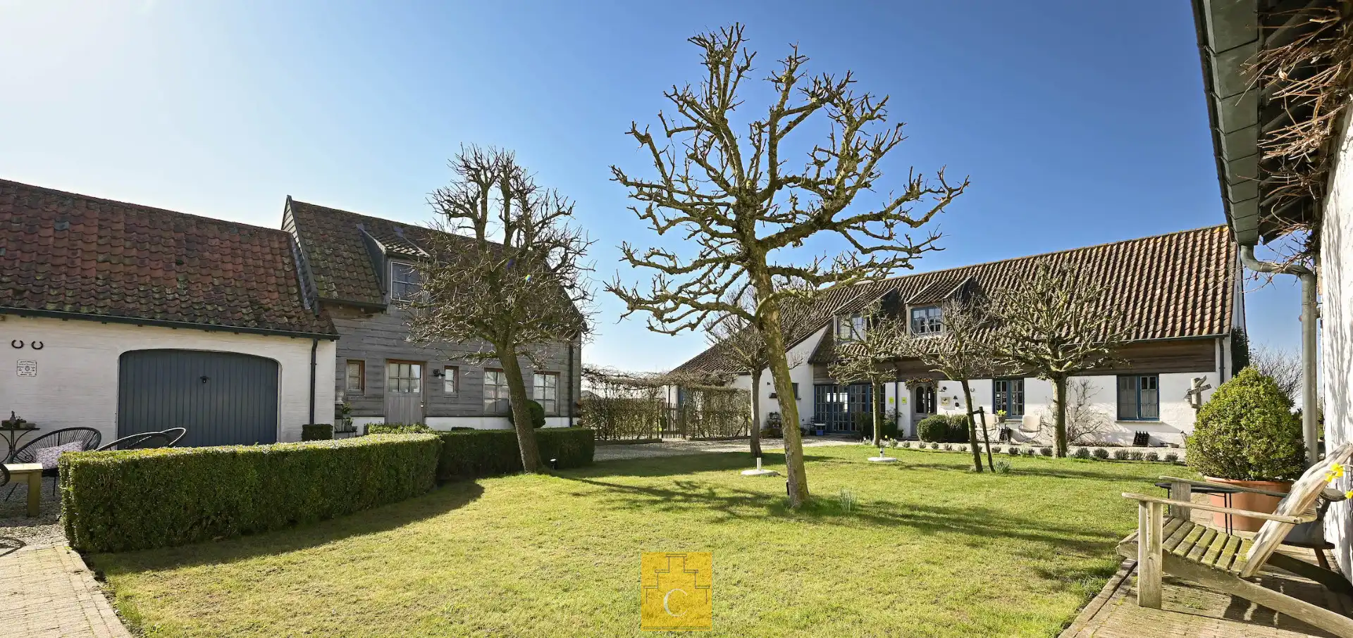 Idyllisch gelegen landgoed, voormalige hoeve, met karakterwoning, vakantieverblijf/boutique B & B met 6 vergunde kamers, parking en weide op circa 1 ha foto 11