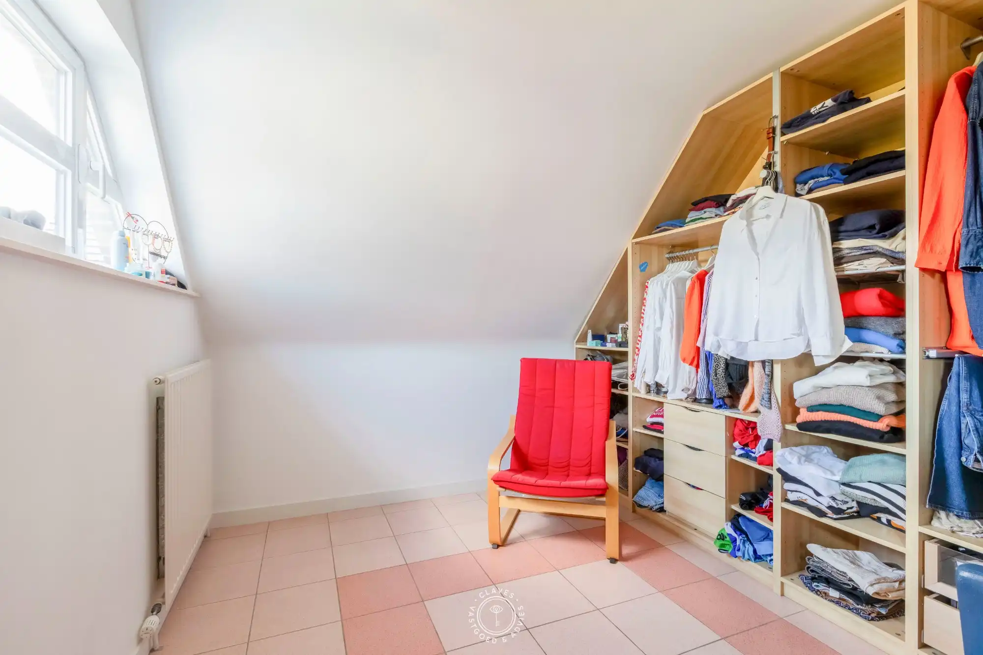 Rustig gelegen villa met prachtige tuin foto 19