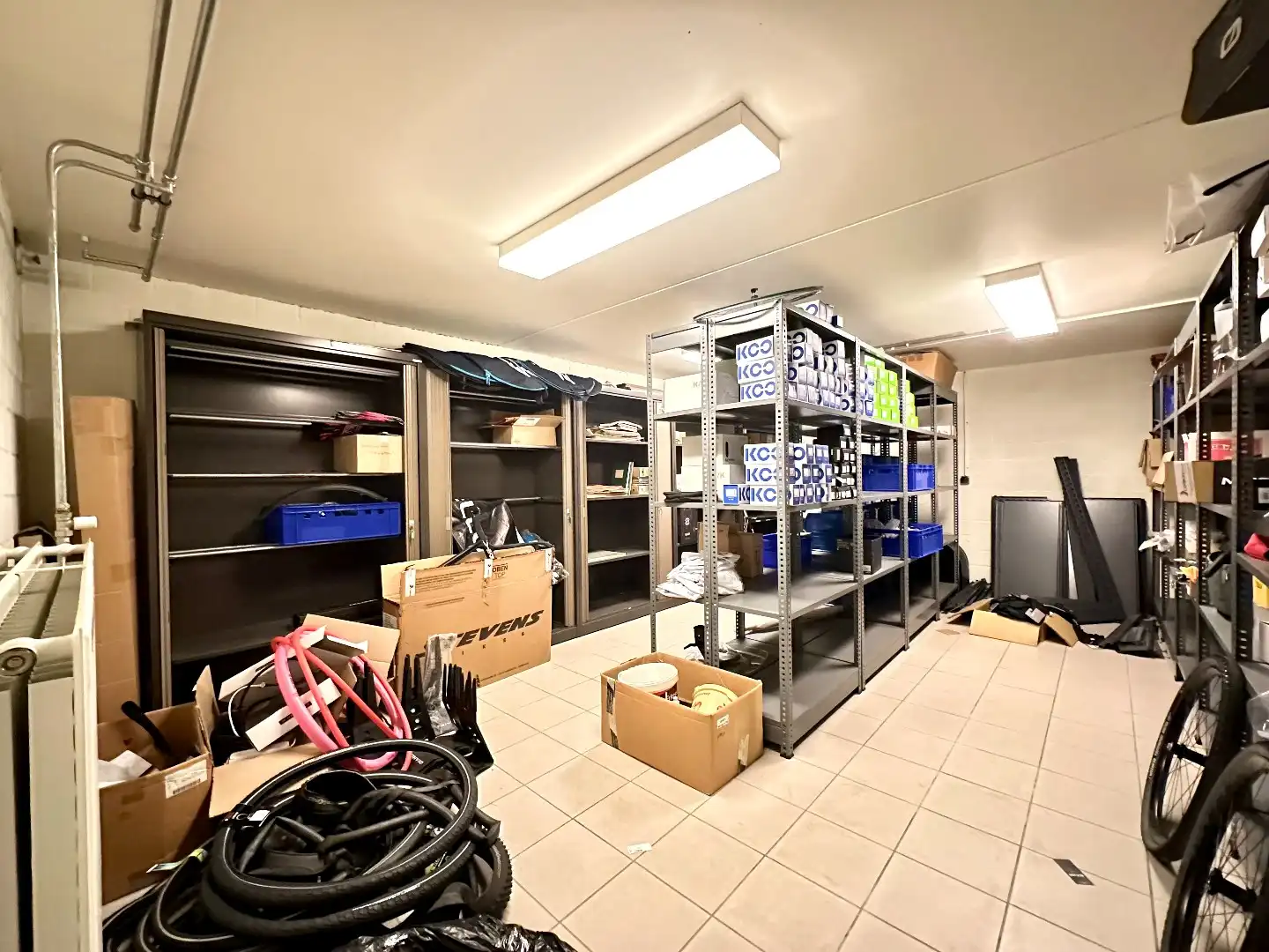Handels/kantoor ruimte te huur in Voeren – ruim, praktisch en goed bereikbaar foto 10