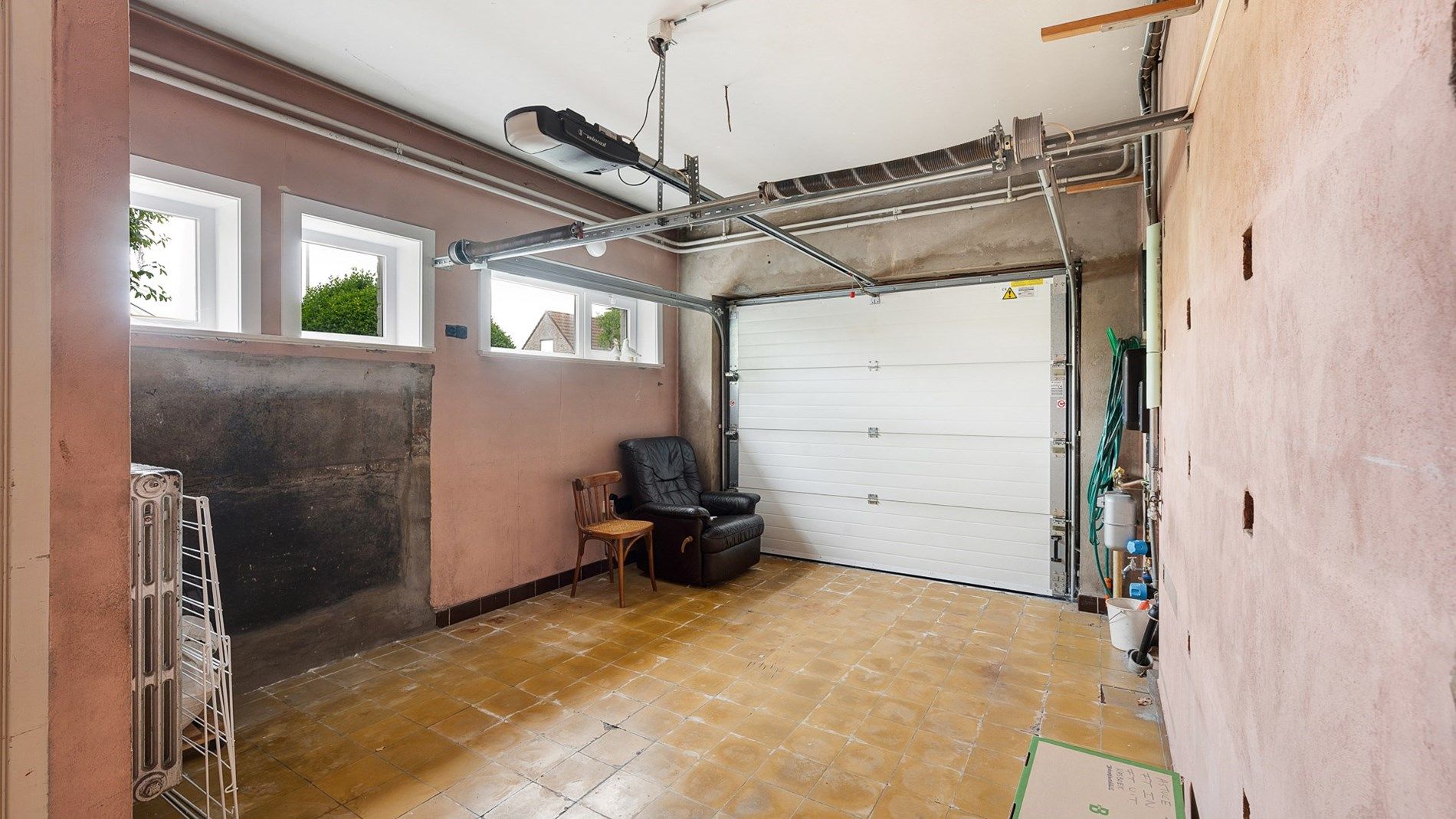 Halfopen woning met garage en tuin te Heist-Duinbergen foto 25