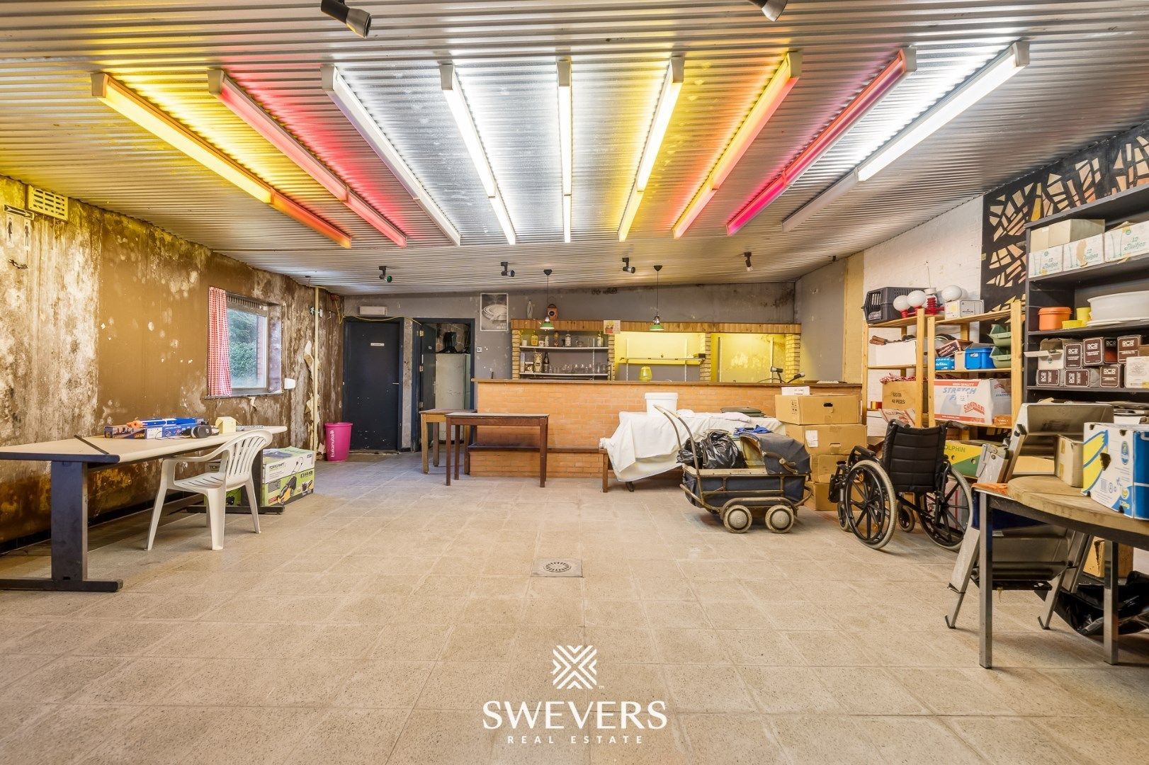 Gelijkvloerse woning met ruim magazijn op 34a 11ca foto 34