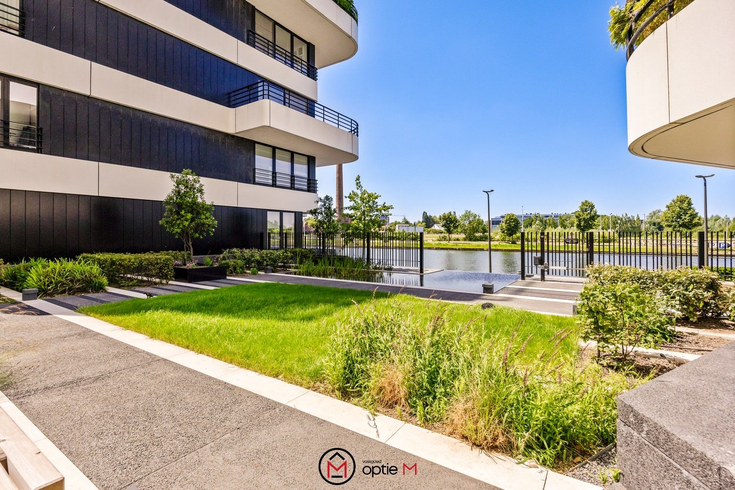 Ruim Luxeappartement van 216 m² in Residentie Zuidzicht foto 2