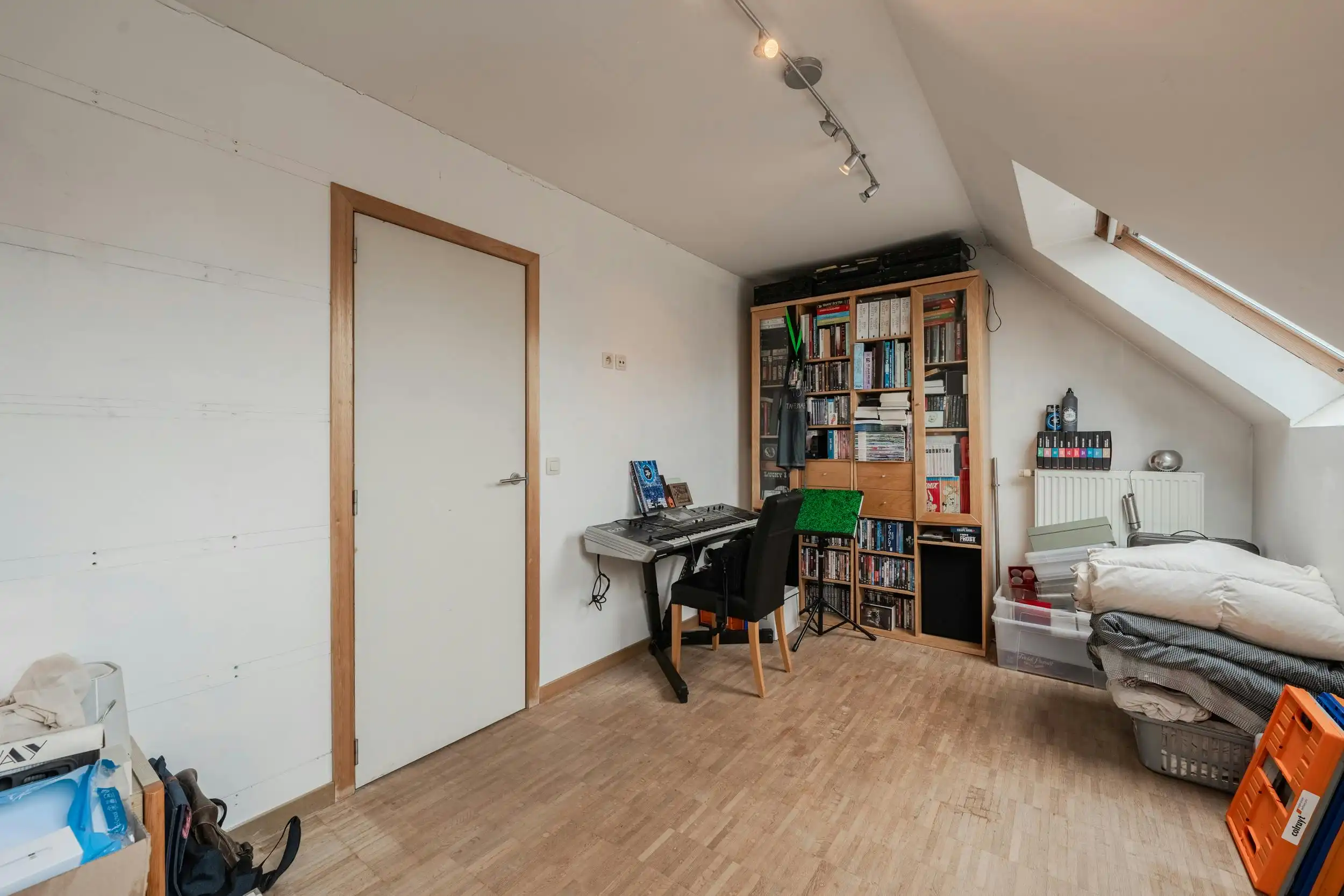Instapklaar duplex 3 slaapkamer appartement te Bekegem  foto 19