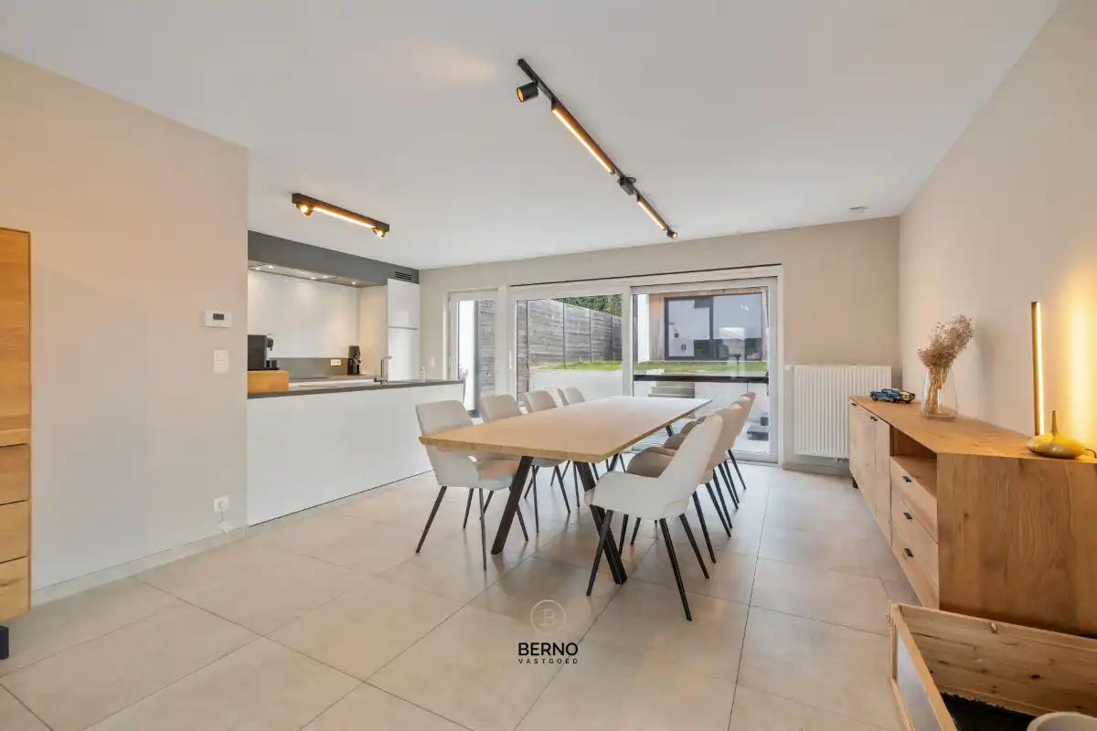 Instapklare HOB met tuinkantoor in Zottegem foto 5