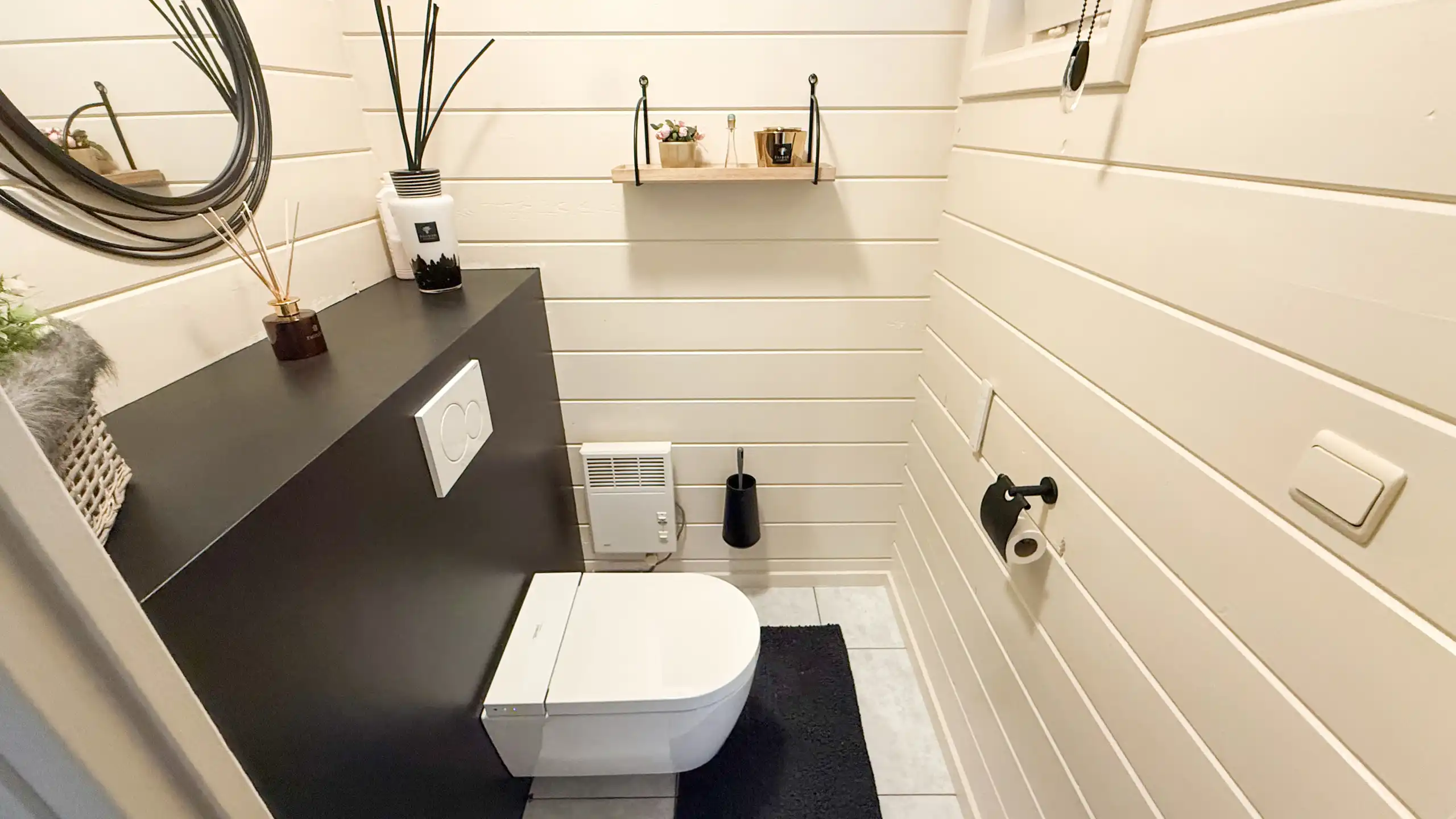 Gelijkvloerse woning met ruim magazijn en zwembad! foto 21