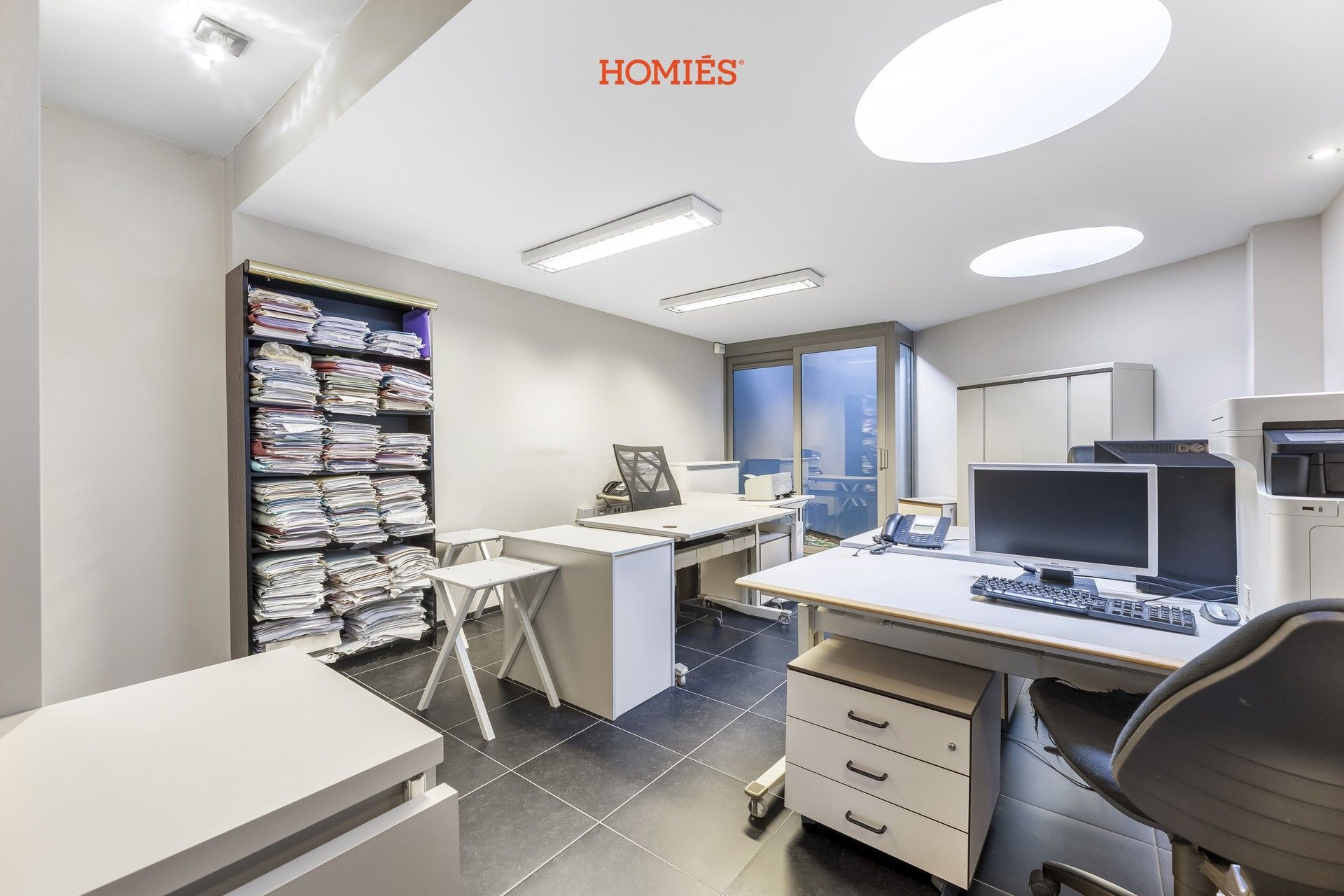 Opbrengsteigendom: Ruim kantoor + duplexappartement foto 4