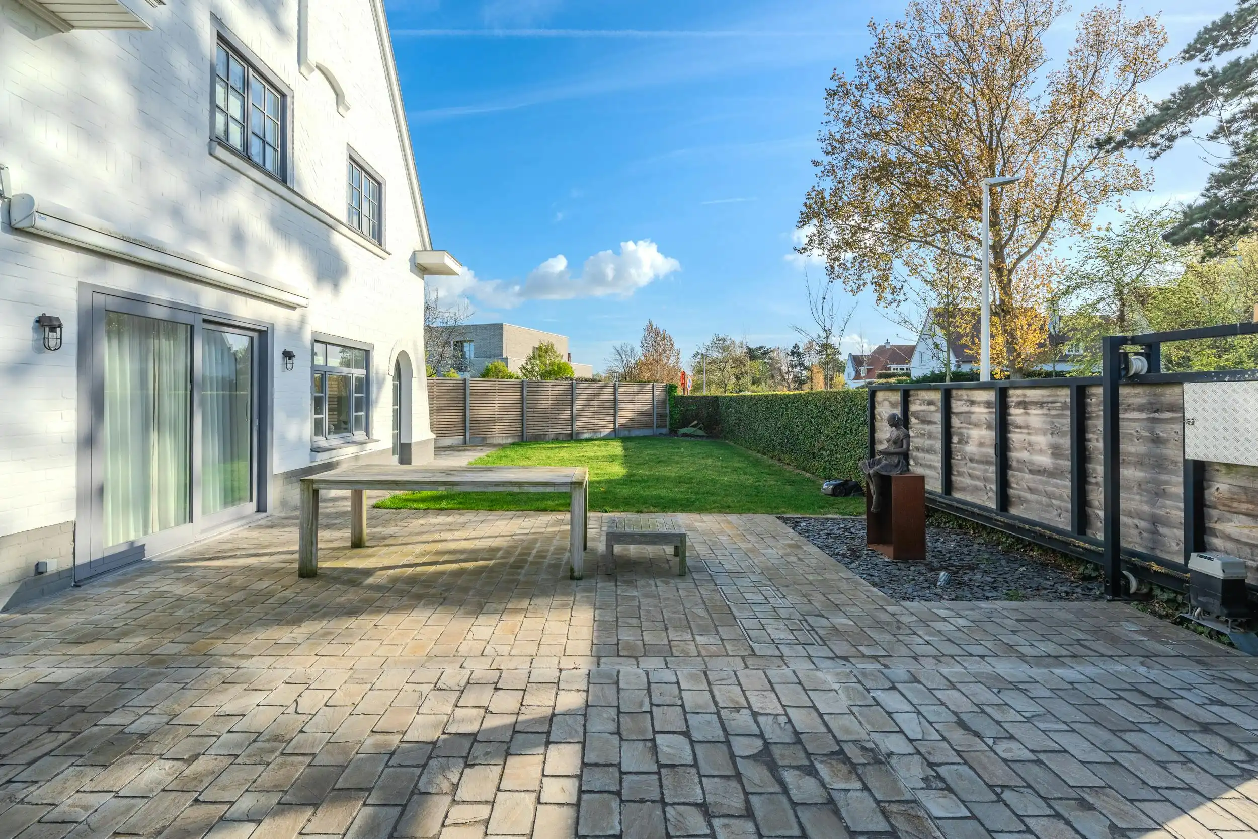 Karakteristieke villa met vier slaapkamers in de Simli wijk foto 16