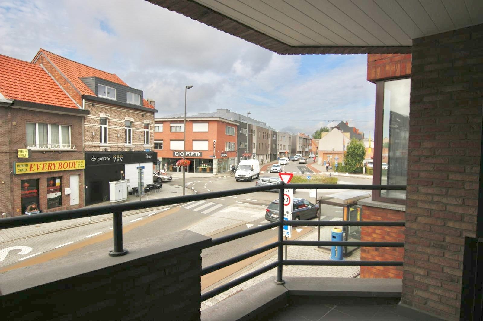 2 slaapkamer appartement in het centrum van Wommelgem. foto 17
