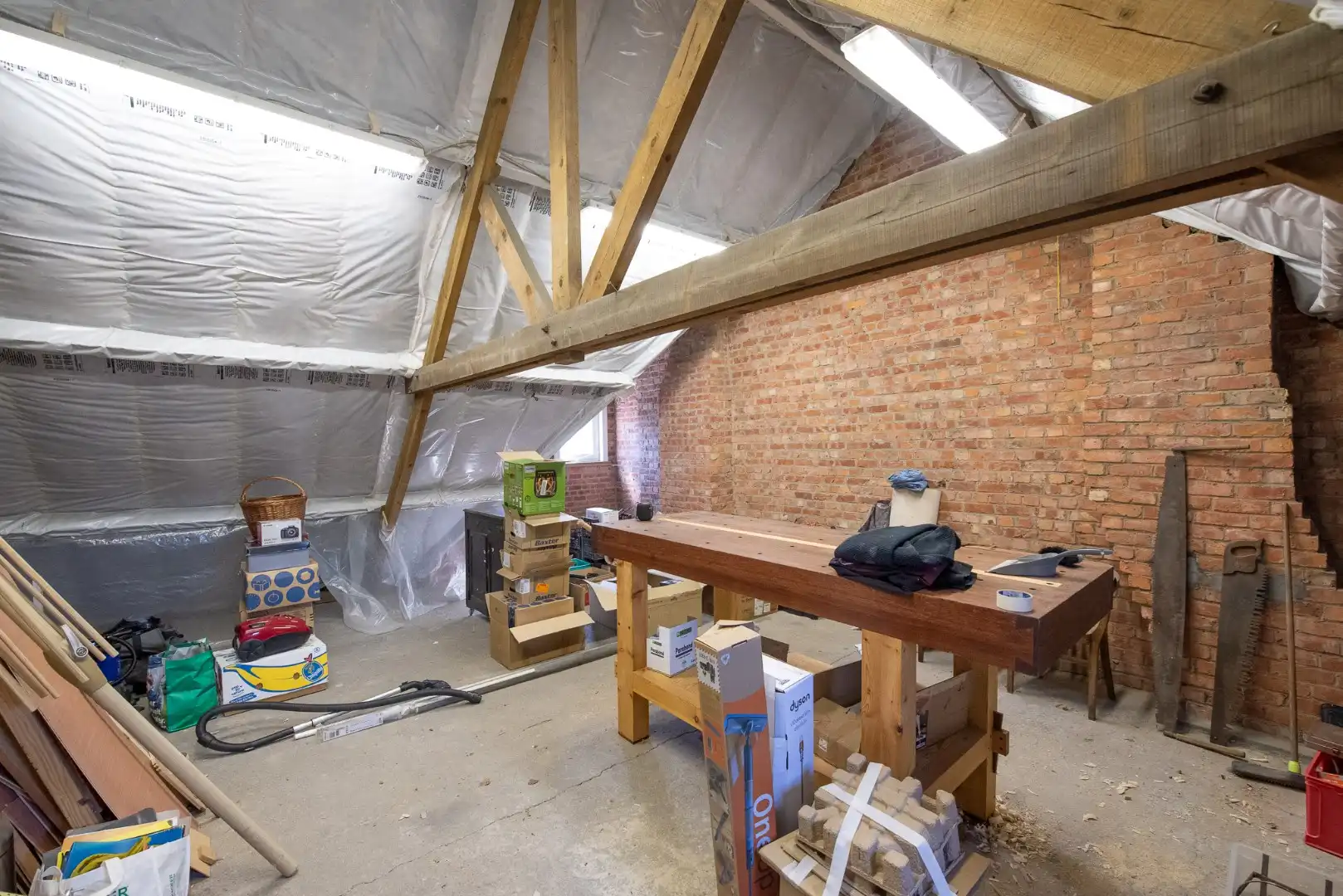 Charmante en goed onderhouden woning te huur nabij station van Waregem foto 16