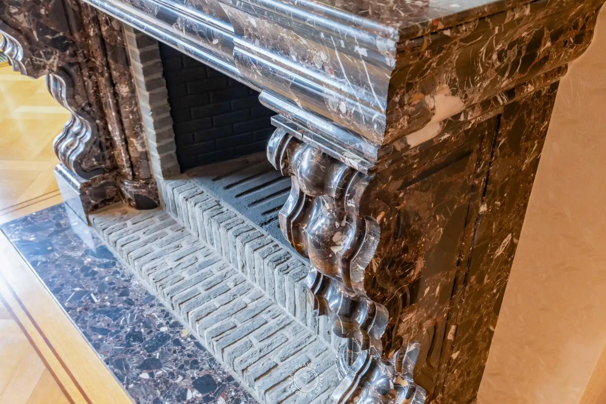 Topgelegen 3 slpk appartement met twee terrassen en zicht op de Grote Markt foto 4