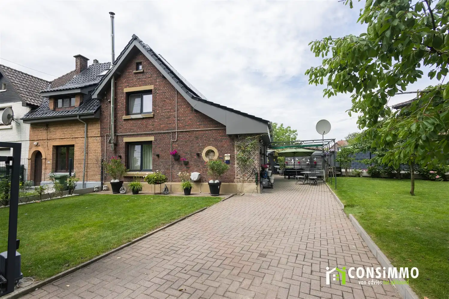 Hoofdfoto van de publicatie: Gerenoveerde mijnwoning in de tuinwijk van Waterschei