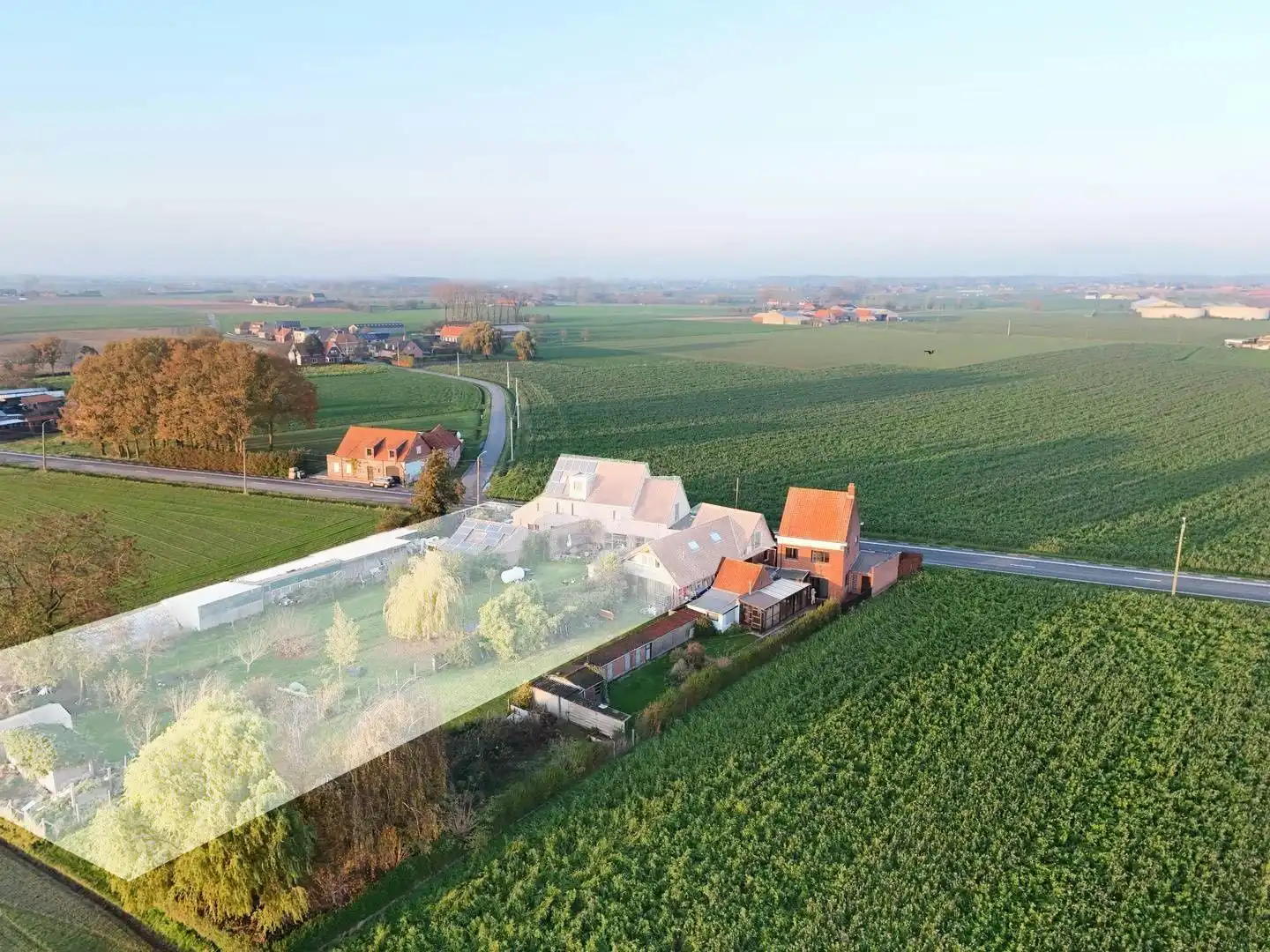 Halfopen bebouwing met 4 slaapkamers en garage in Langemark foto 3