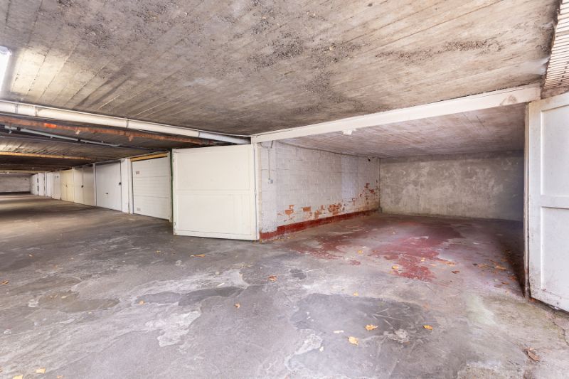 Ruim en lumineus, instapklaar 2 slpk. app. met terras en zicht op het groen+P! foto 18