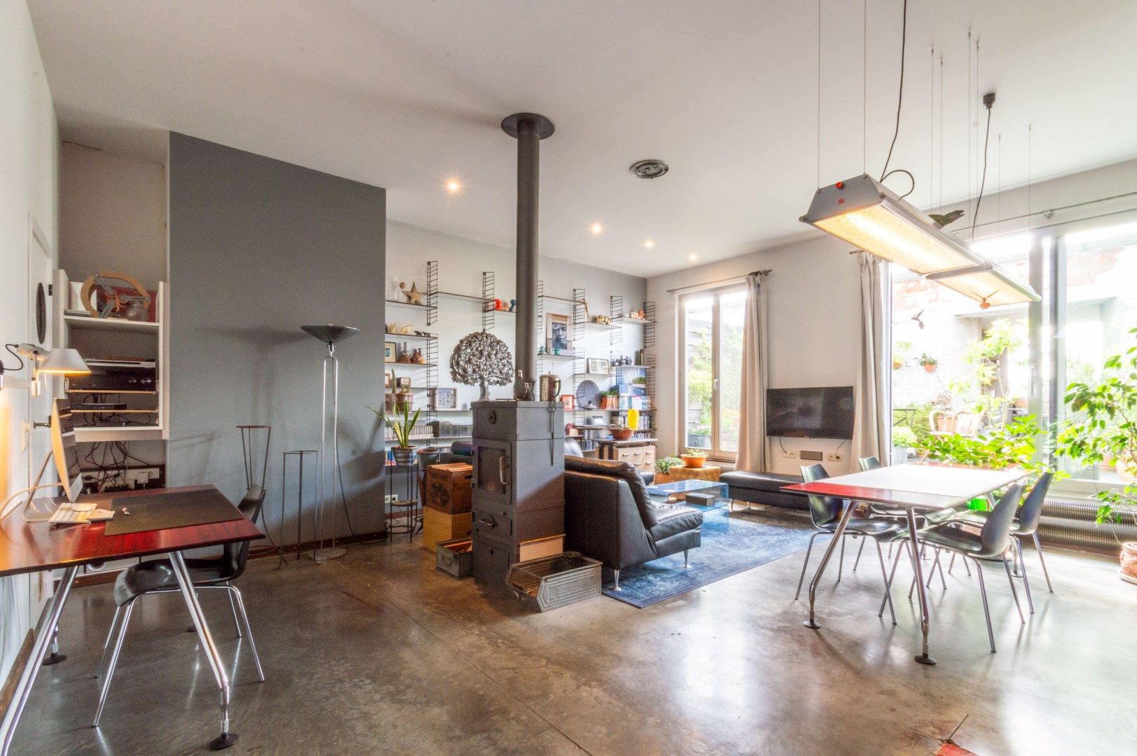RUIME PENTHOUSELOFT MET 2 TERRASSEN + PARKING ! foto {{pictureIndex}}
