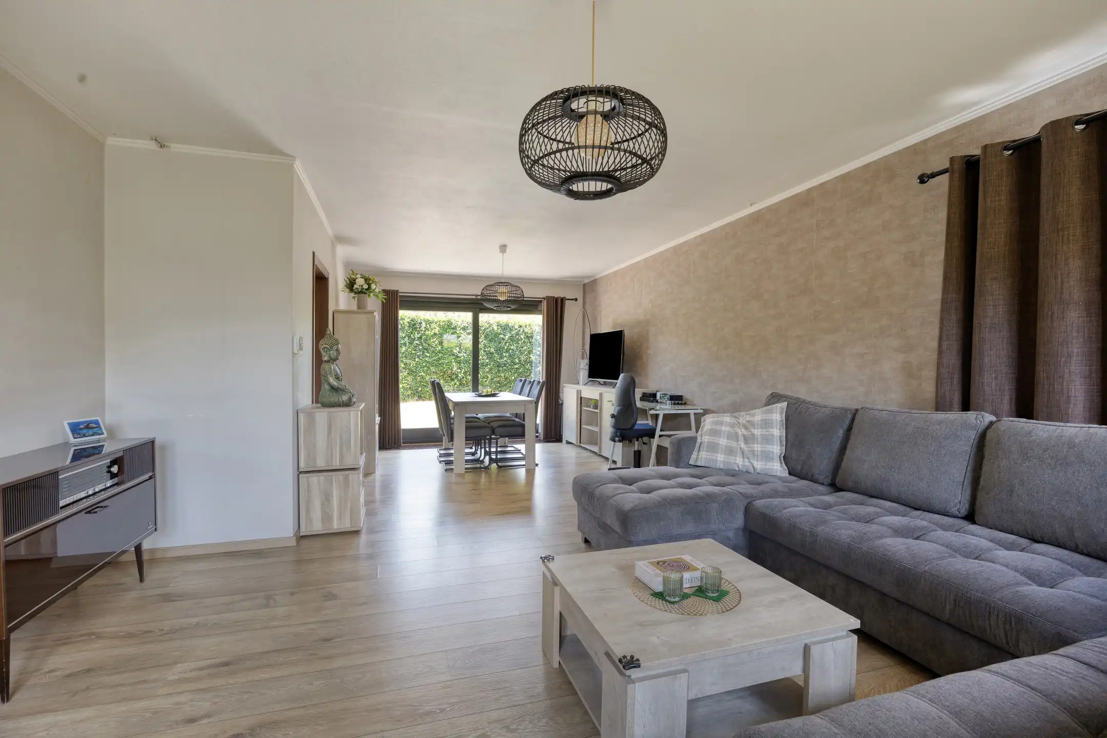 Ruime vrijstaande woning met potentieel foto 5