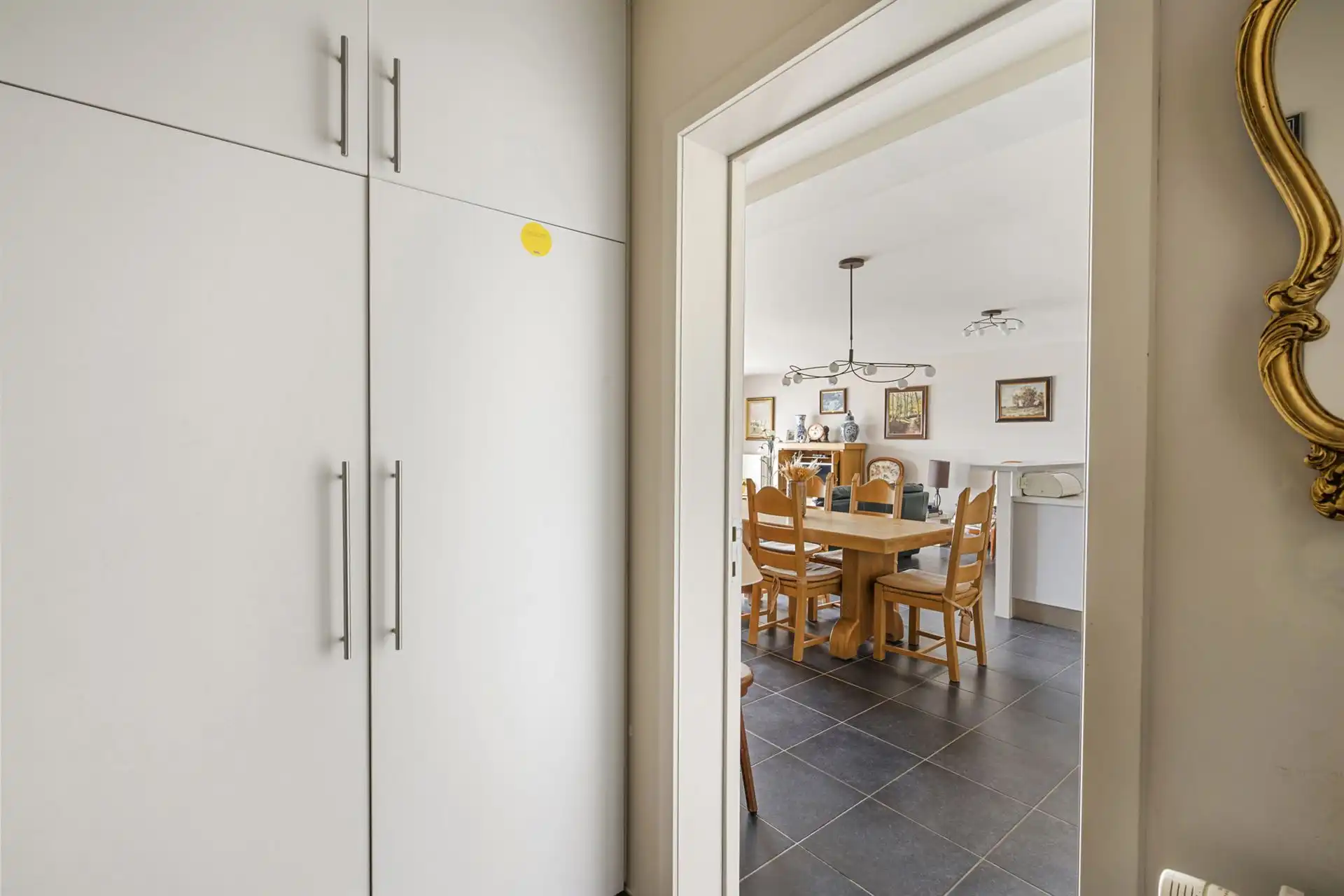 Appartement met terras, mooi zicht en garagebox foto 3