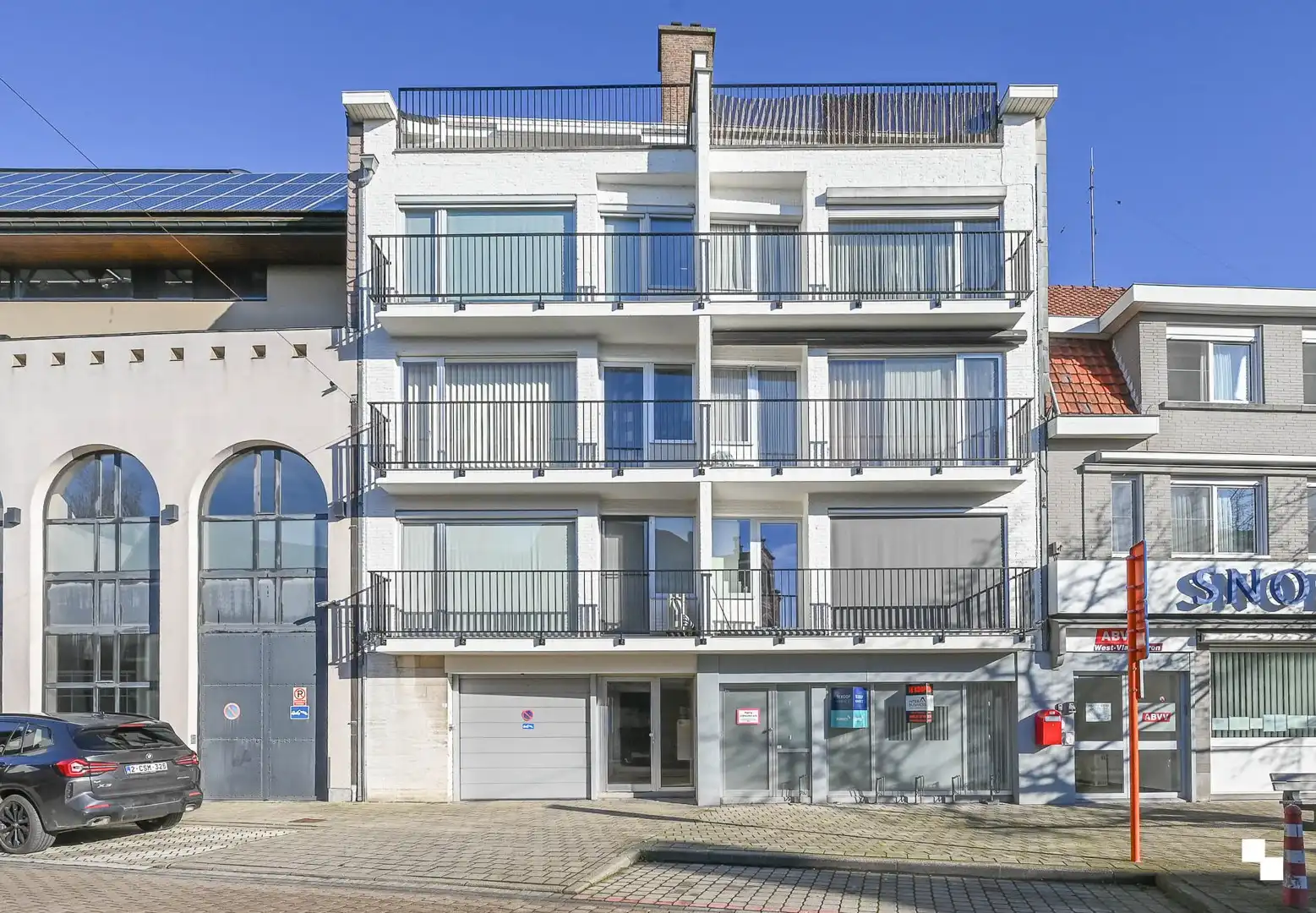 Commerciële ruimte van 114 m² met garagebox in centrum Izegem foto 16