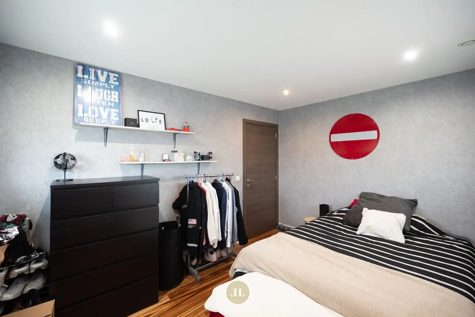 Instapklare villa met 4 slaapkamers op perceel van 1053m². foto 21