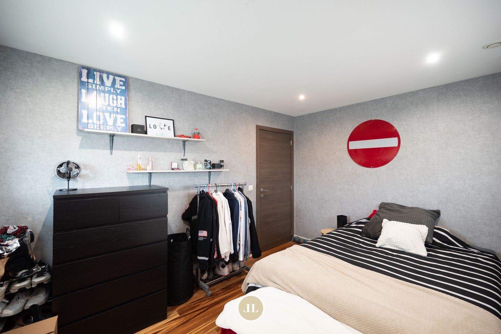 Instapklare villa met 4 slaapkamers op perceel van 1053m². foto 21