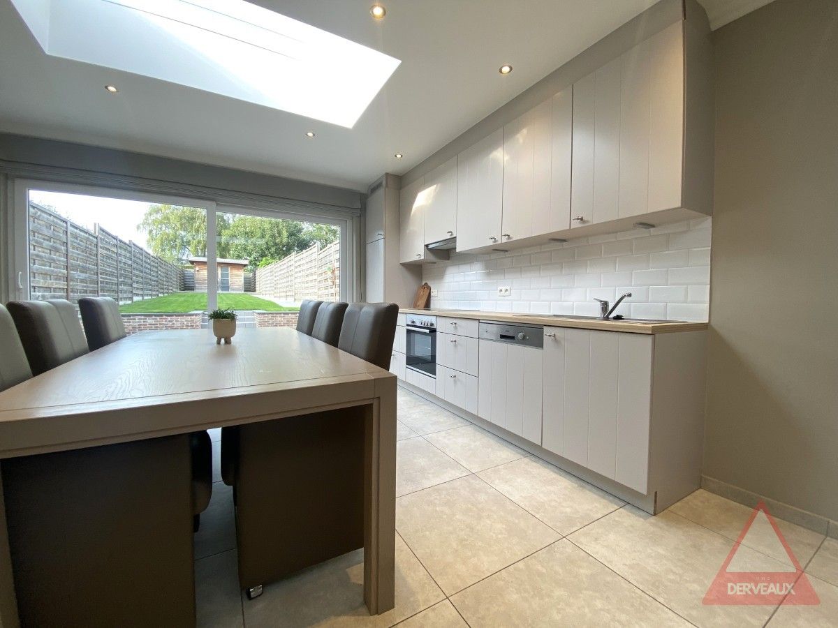 Moorslede – Instapklare en volledig gerenoveerde woning met tuin foto 6