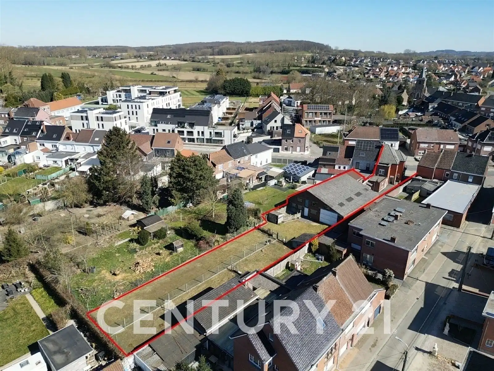 3 gevelwoning met loods (248m2) en garage foto 35