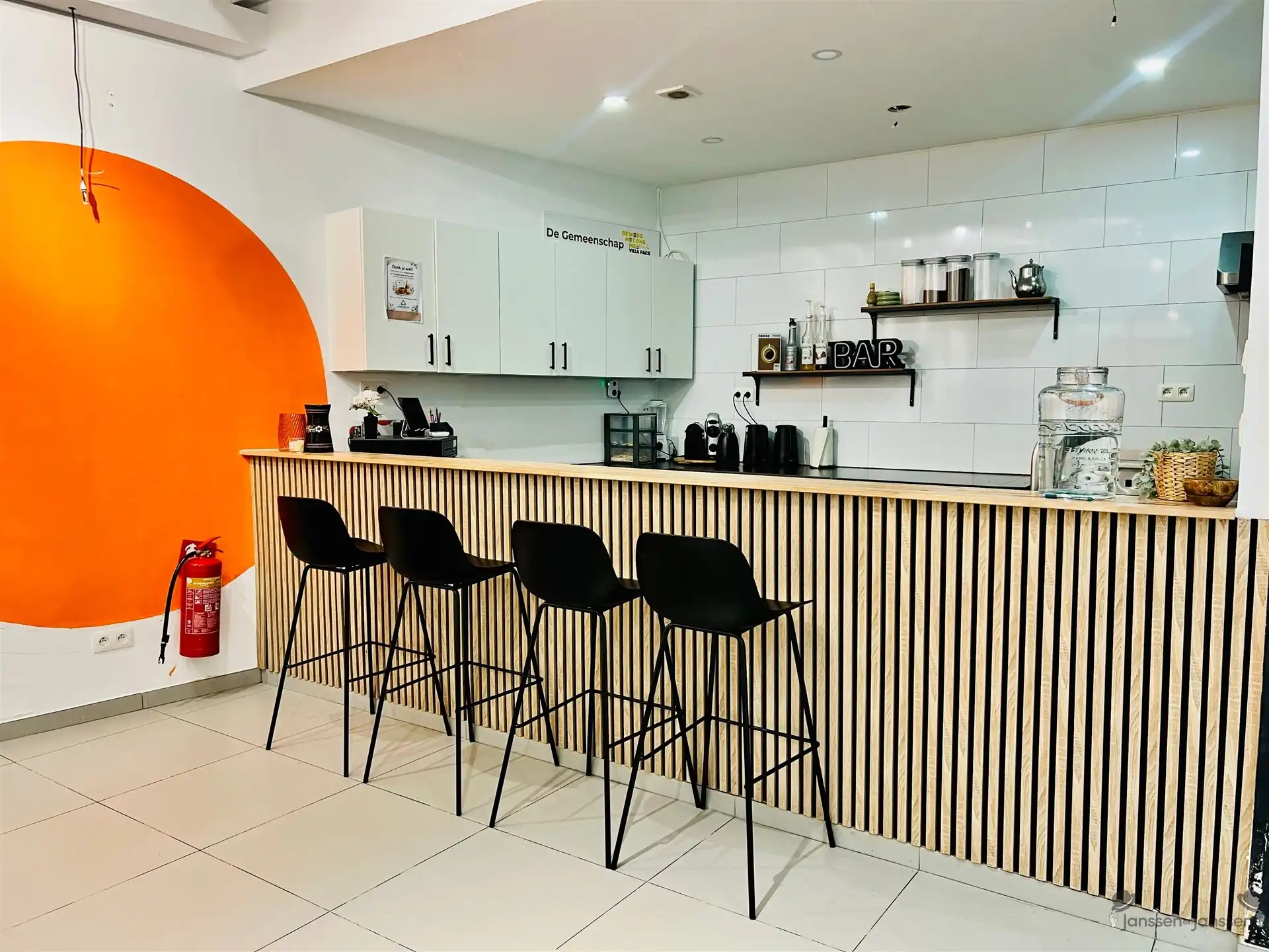 Bedrijfspand met multifuncitionele ruimtes foto 7