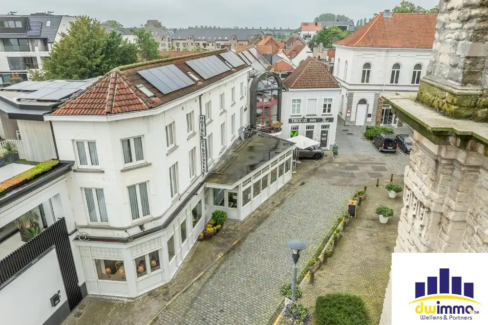 Unieke overname: Hotel-Restaurant op toplocatie in het hart van Lokeren foto {{pictureIndex}}