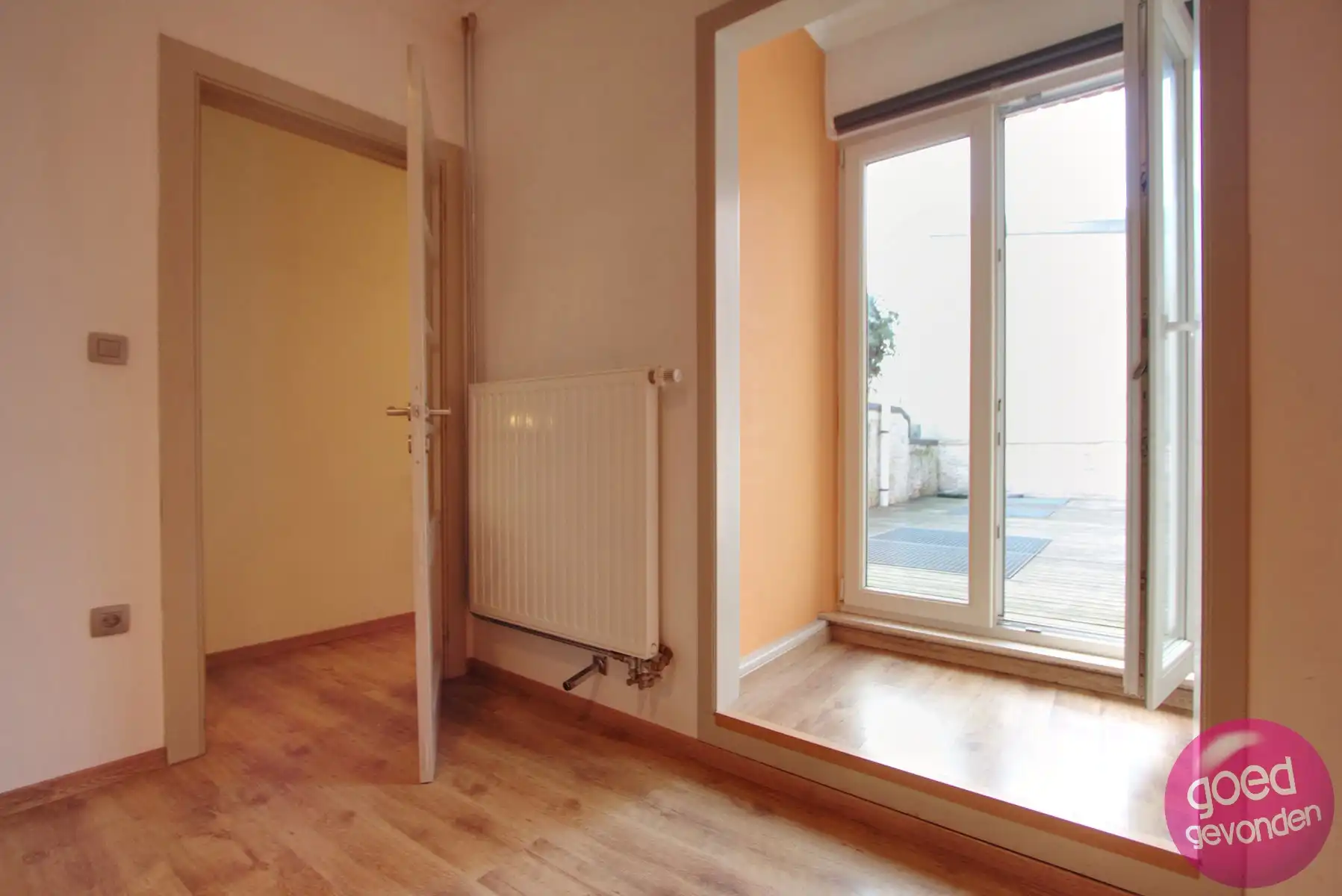 STADSHUIS - 3 SLK - ZEER RUIM TERRAS - INSTAPKLAAR - RUSTIG foto 15