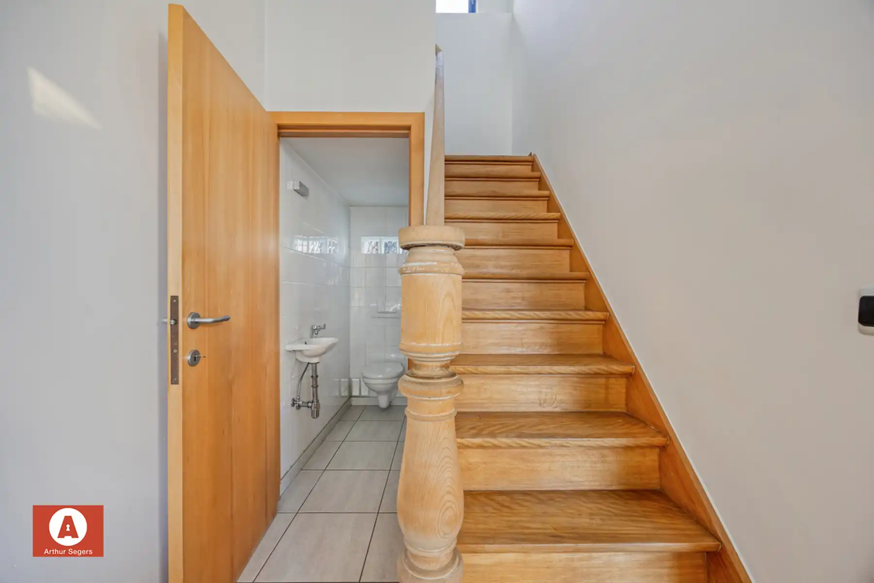 Architectenwoning met inpandige garage. foto 15