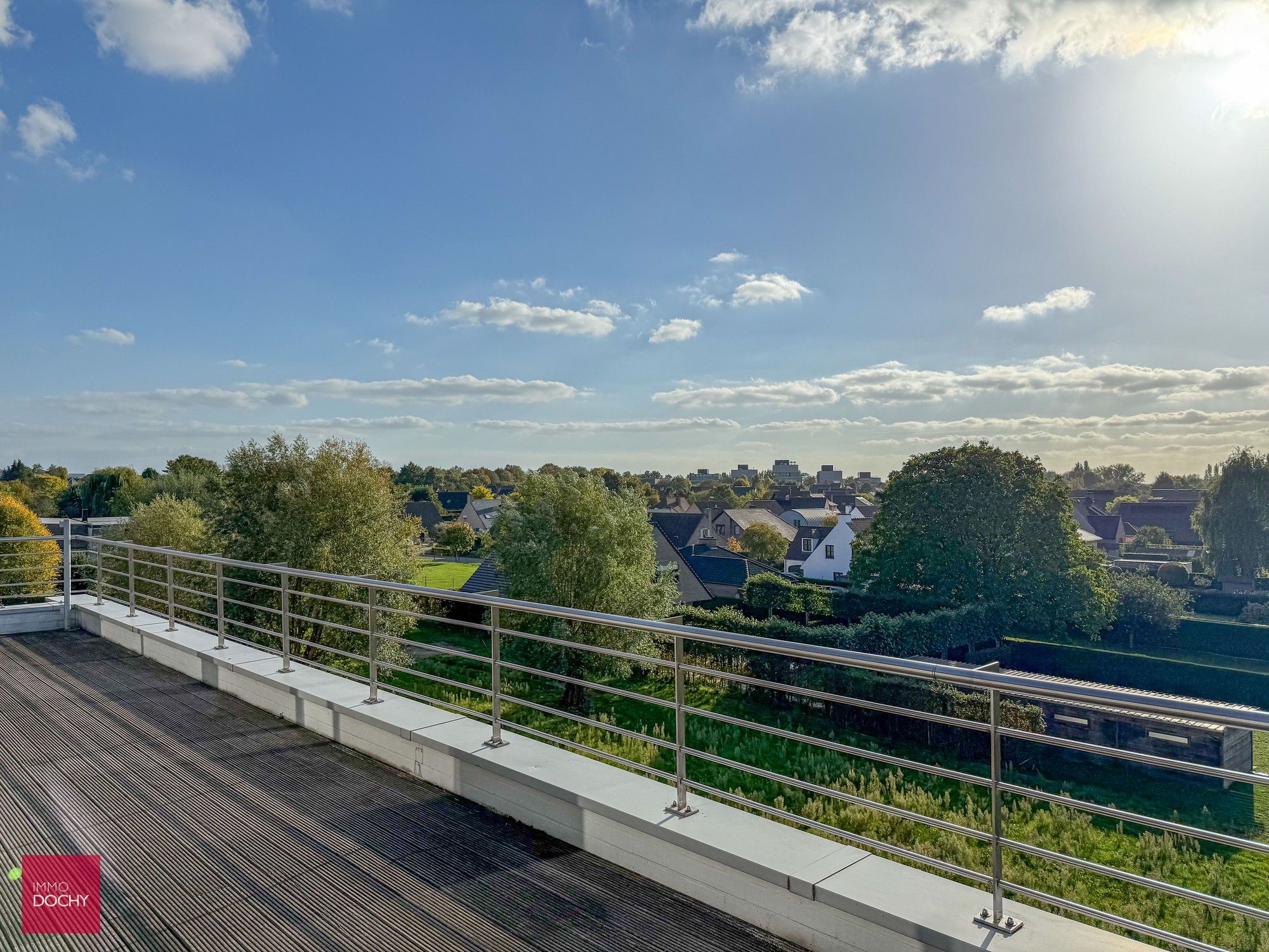 Instapklare PENTHOUSE met grote terrassen en groen verzicht | Potegemstraat foto 11