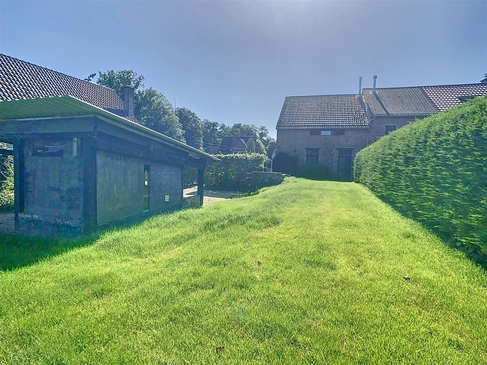 Halfopen bebouwing met tuin, 3 slpks, opp 14a 88ca foto 39