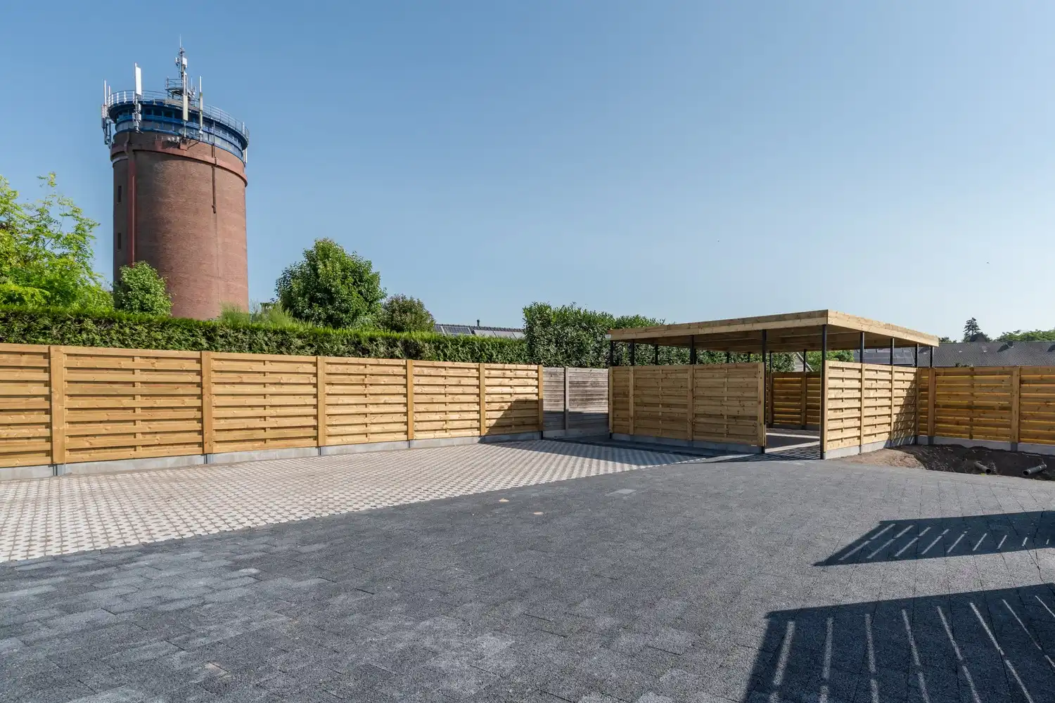 Ruime halfopen woning met 4 slaapkamers, ideaal gelegen aan de Steenweg op Kleine Brogel in Kaulille! foto 32
