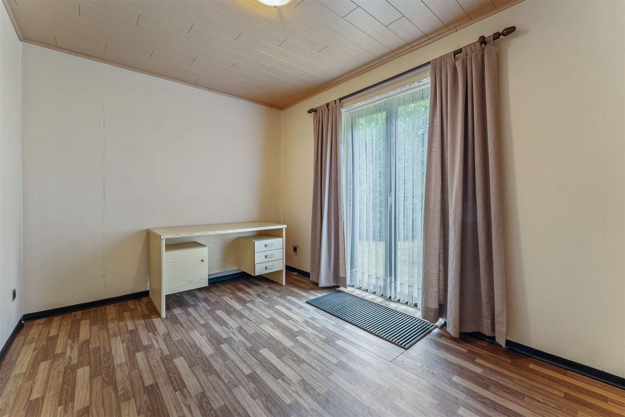 ZEER GOED ONDERHOUDEN GELIJKVLOERSE WONING MET 3 TOT 4 SLAAPKAMERS OP EEN RUIM PERCEEL VAN 10A33CA TE OOSTHAM foto 21