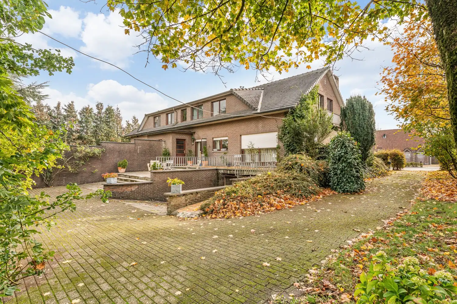 Karaktervolle villa op perceel van 18a foto 26