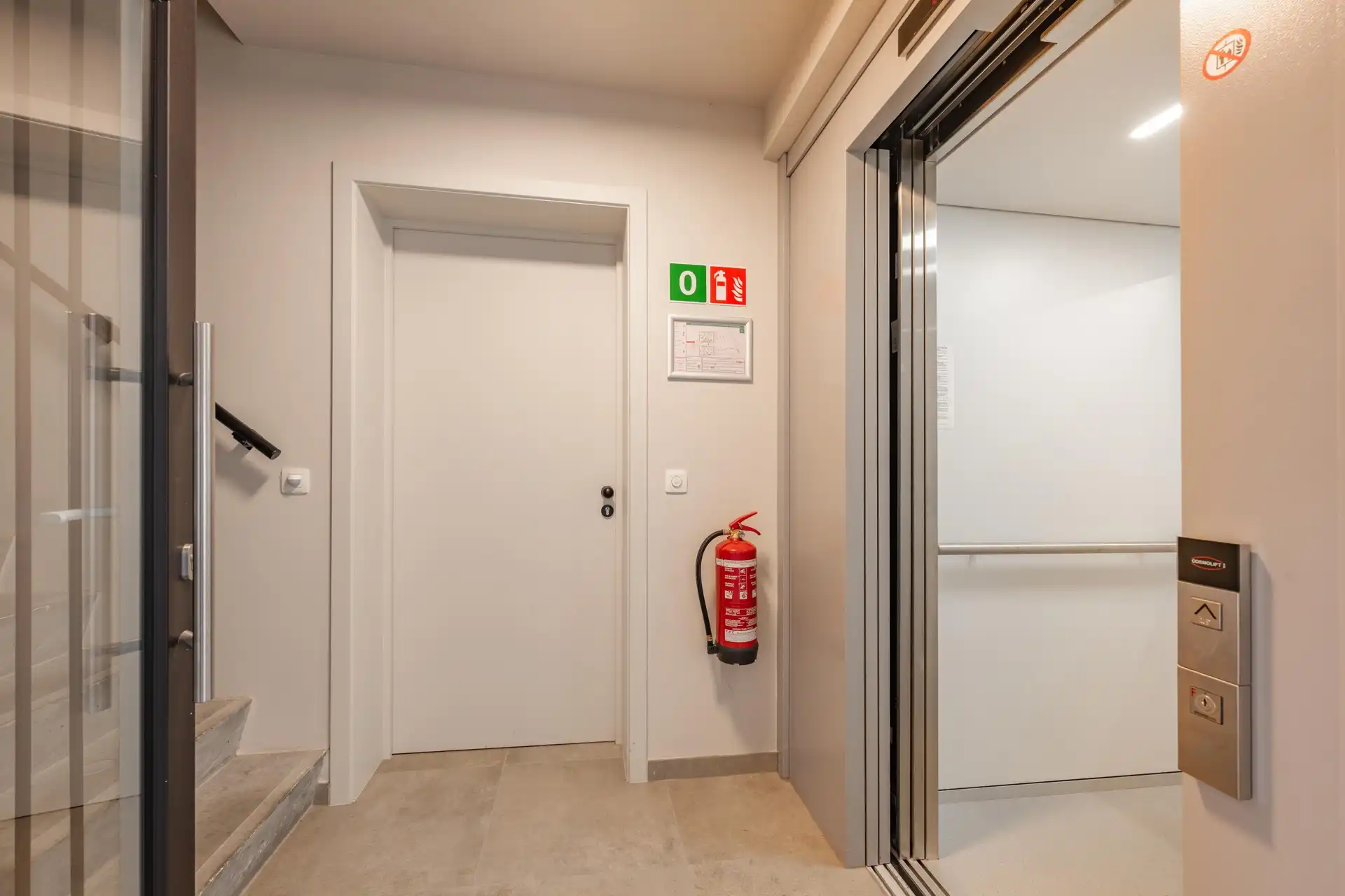 Prachitg Instapklaar appartement met 3 slaapkamers, polyvalente ruimte en terras in Sint-Eloois-Vijve 🏡 foto 6