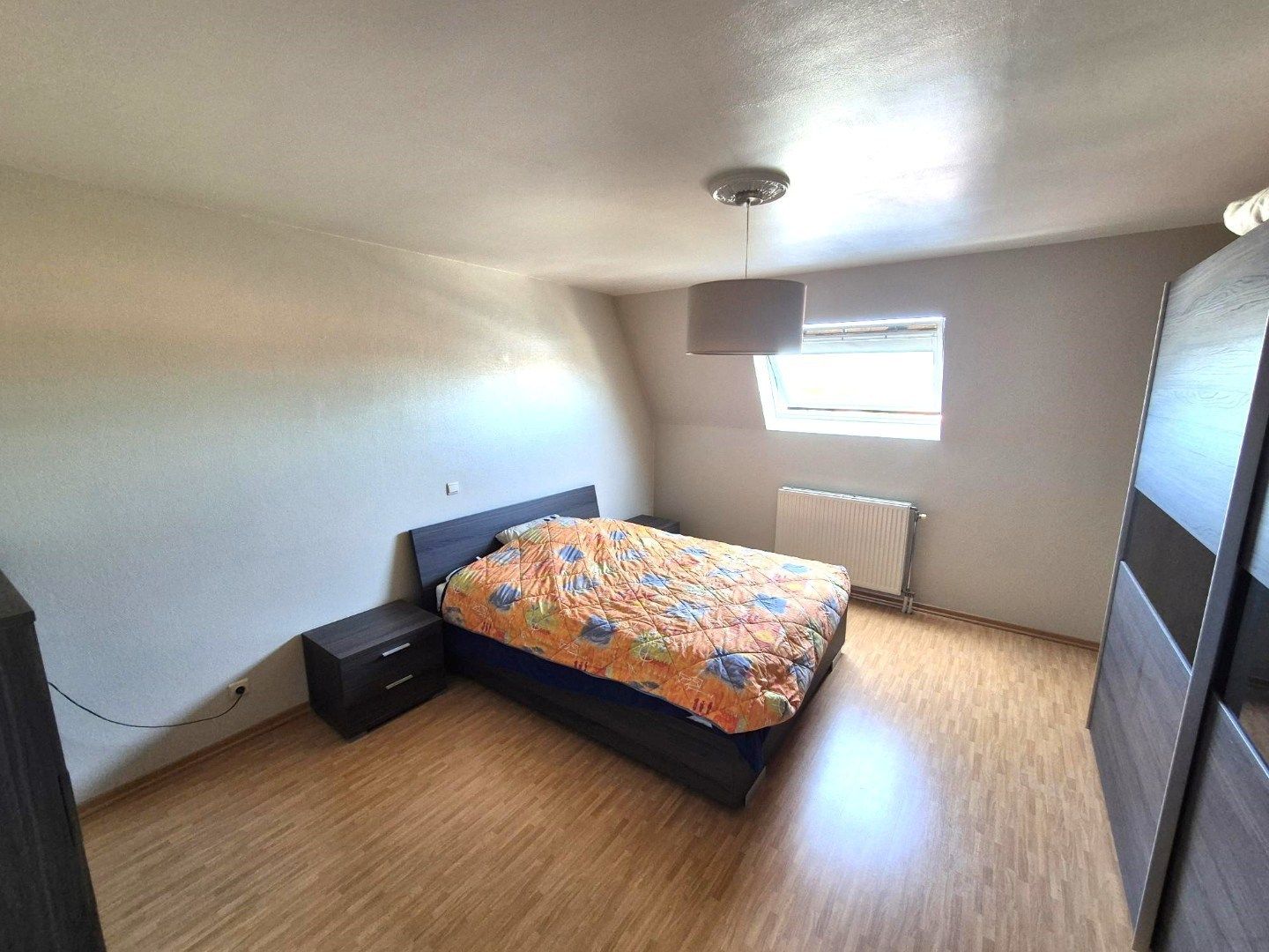 Ruim duplex-appartement met garage te Zulte foto 9