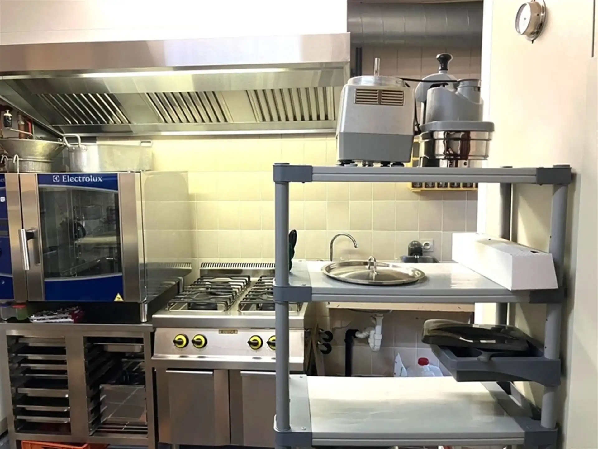 Commercieel gebouw foto 13