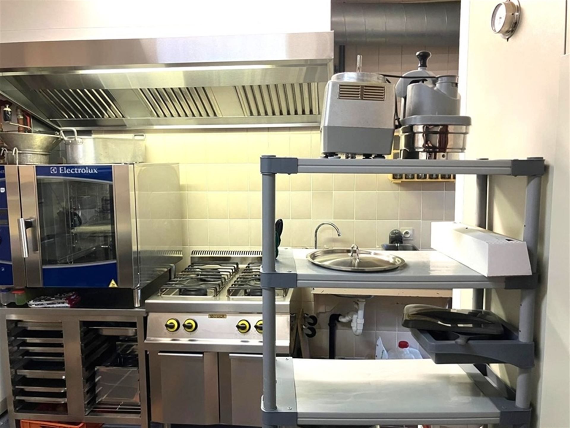 Commercieel gebouw foto 13