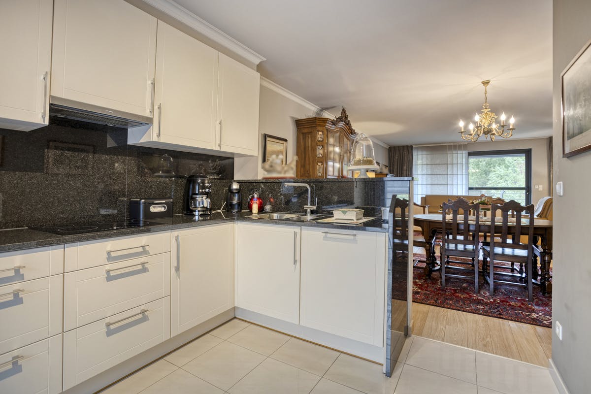 Investeringsappartement met terras en parking in Hasselt foto 6