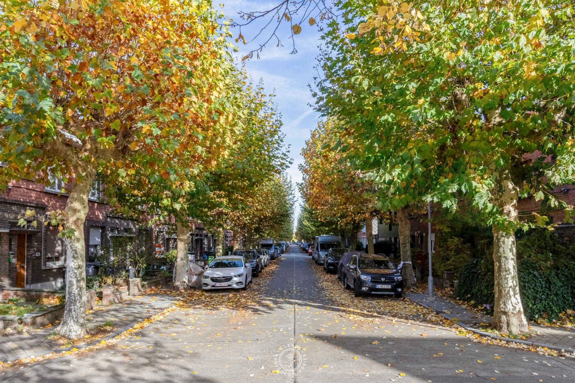 Gerenoveerde feelgood gezinswoning in de begeerde Paddeschootdreef foto 4