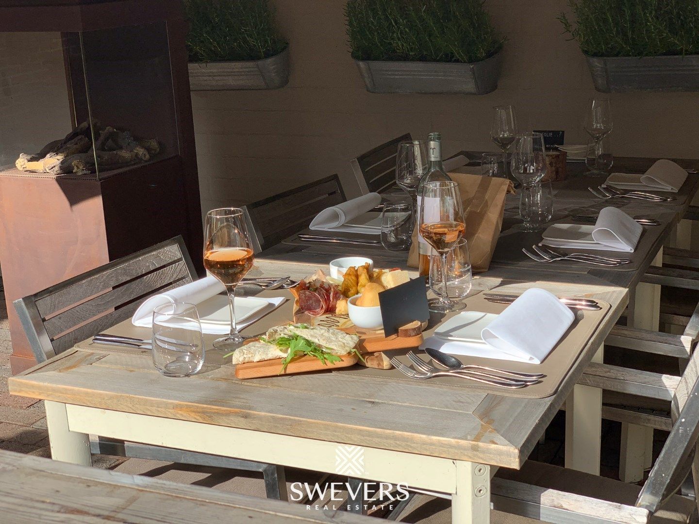 Goed gelegen en zeer gekend restaurant mét stijlvol appartement in centrum foto 18