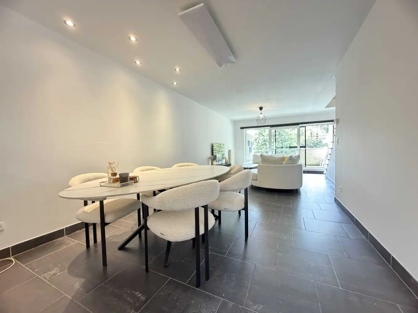 Duplexappartement met terras en ondergrondse staanplaats foto 16