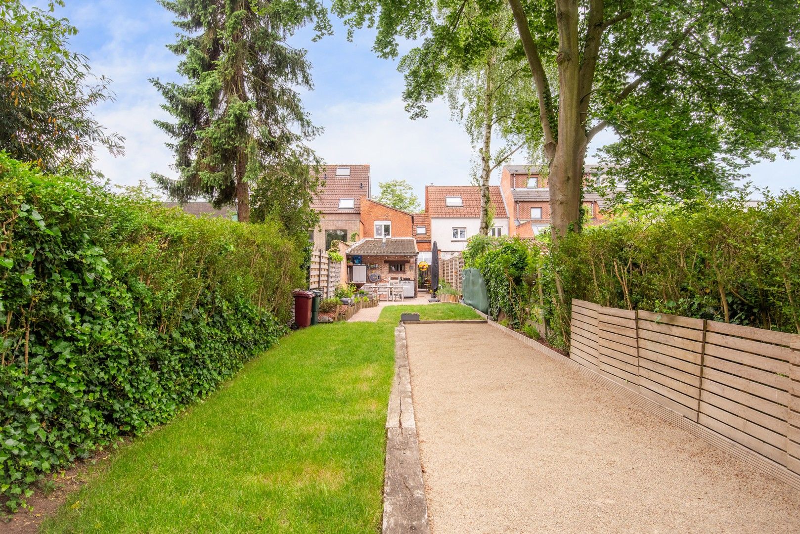 Charmante woning met groene tuin in het hart van Schoten foto 14