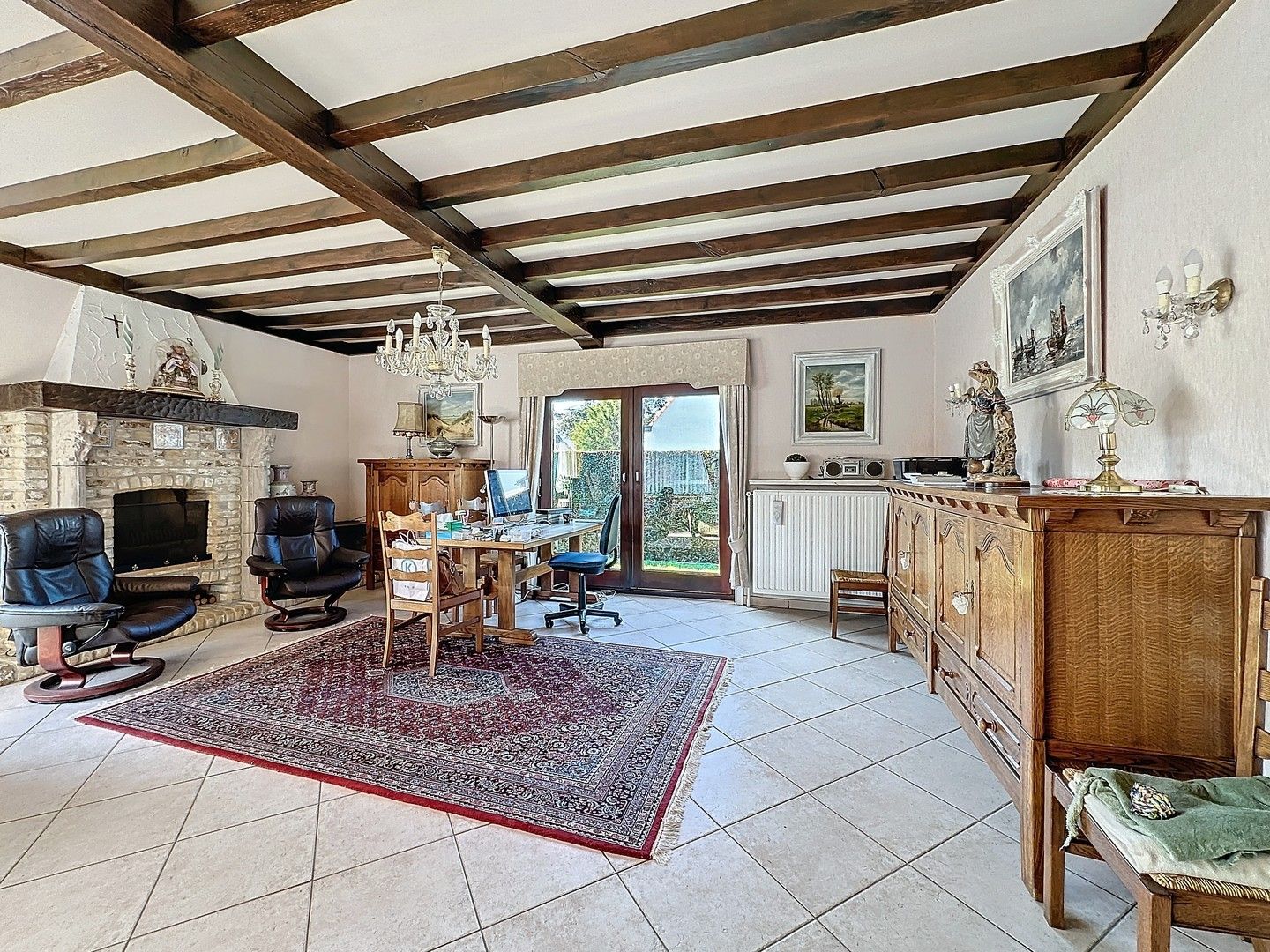 Goed onderhouden villa-bungalow in het hartje van Oostduinkerke-dorp. foto 3