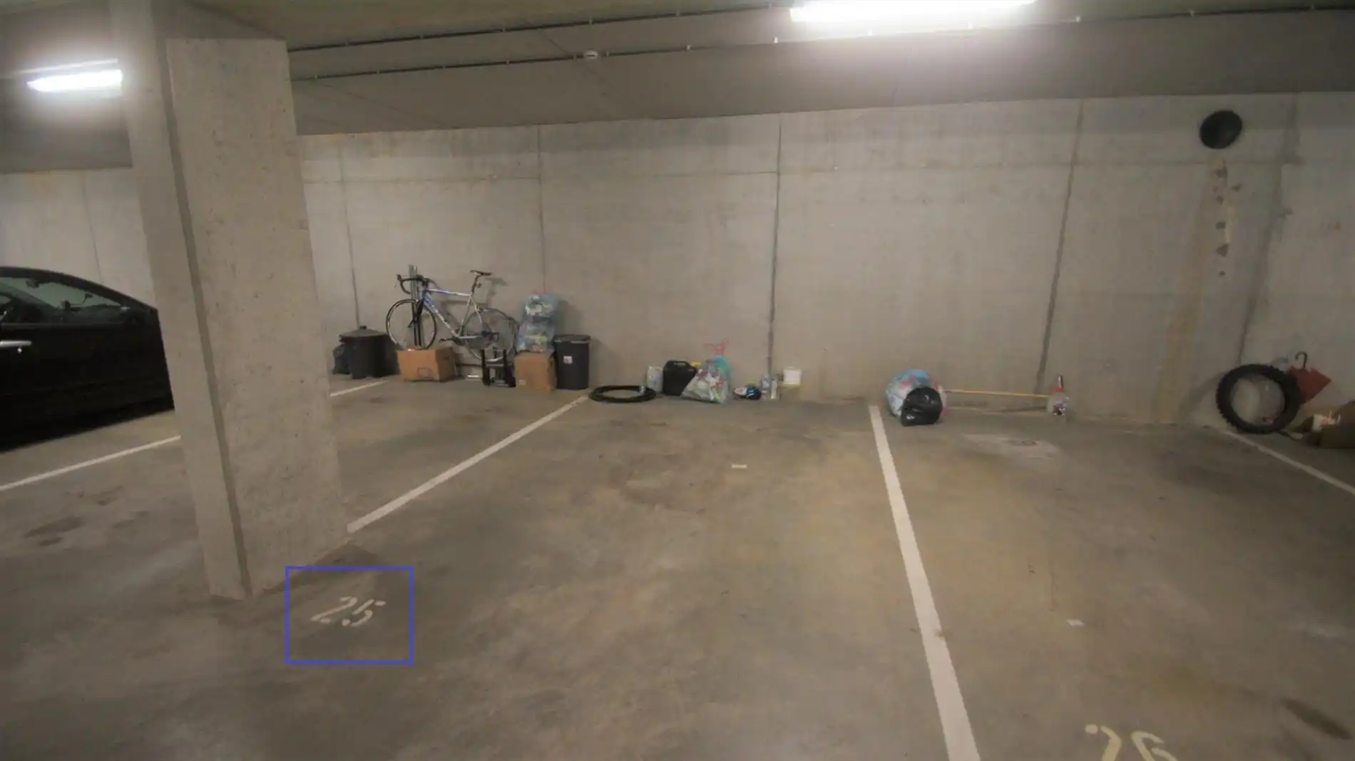 Prachtig app. met 2 slpks, autostaanplaats en ruim terras (55 m²!) foto 12