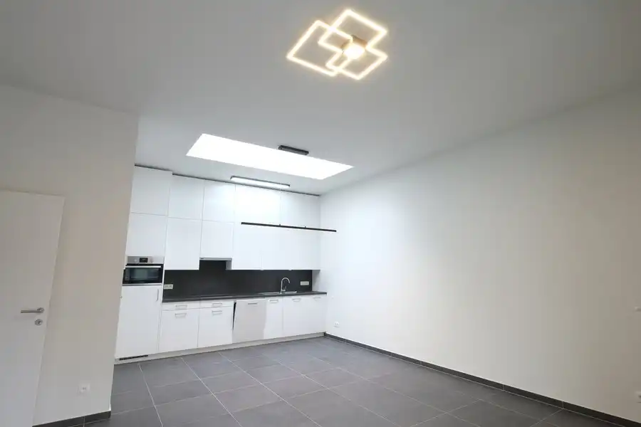 Prachtig 2slpk appartement aan de Blauwe Boulevard met autostaanplaats in Hasselt foto 4
