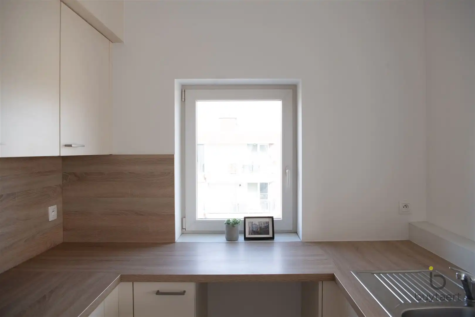 Energiezuinig appartement met parkeermogelijkheden! foto 6