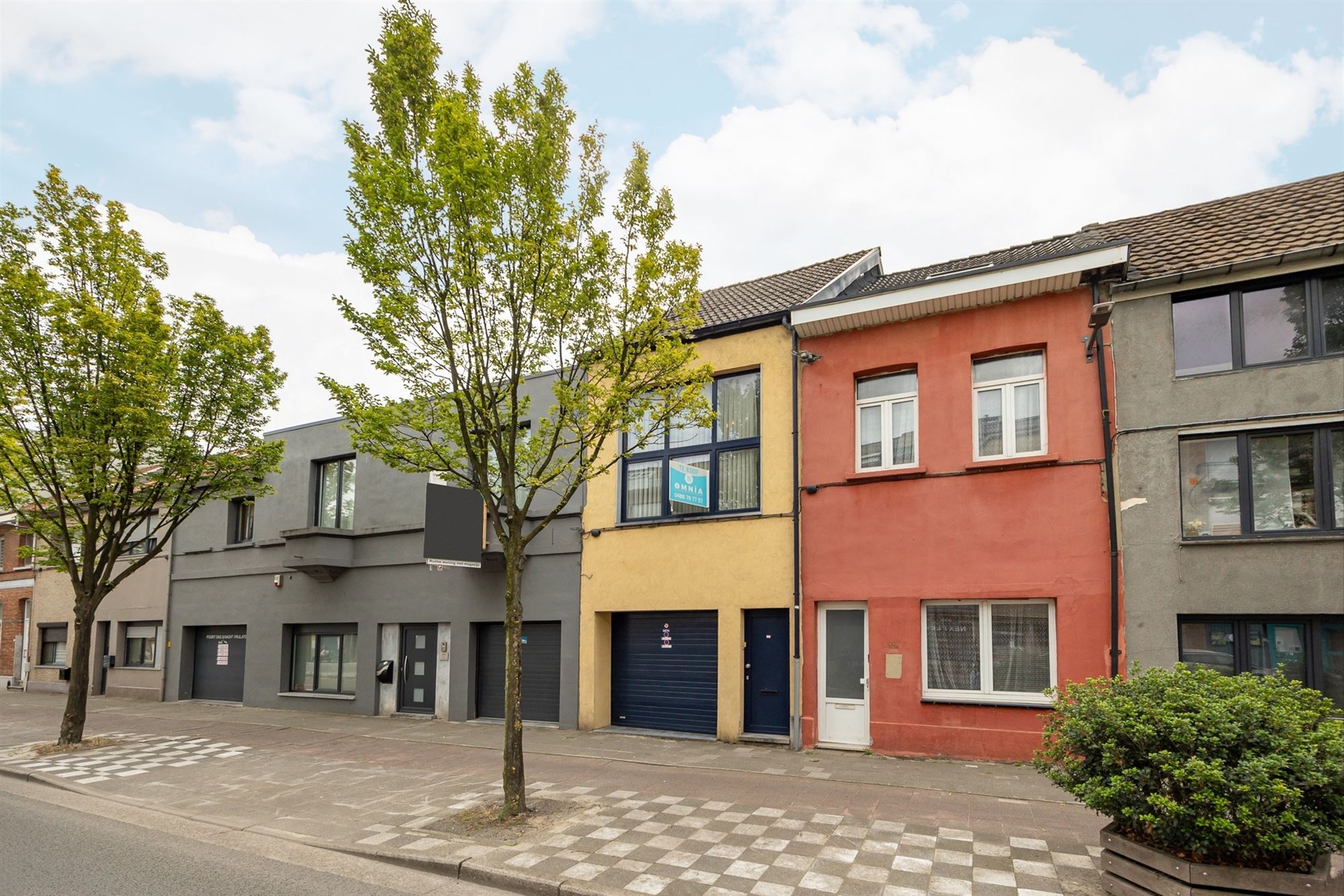 Hoofdfoto van de publicatie: Woning met garage/ruime opslagplaats
