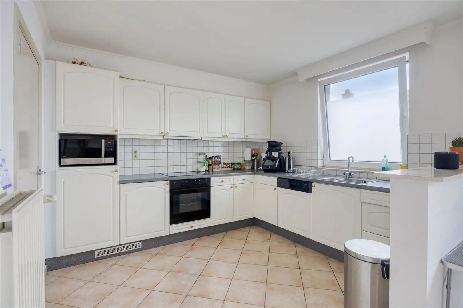 TE KOOP: Appartement met 2 slaapkamers in hartje Zolder! foto 6