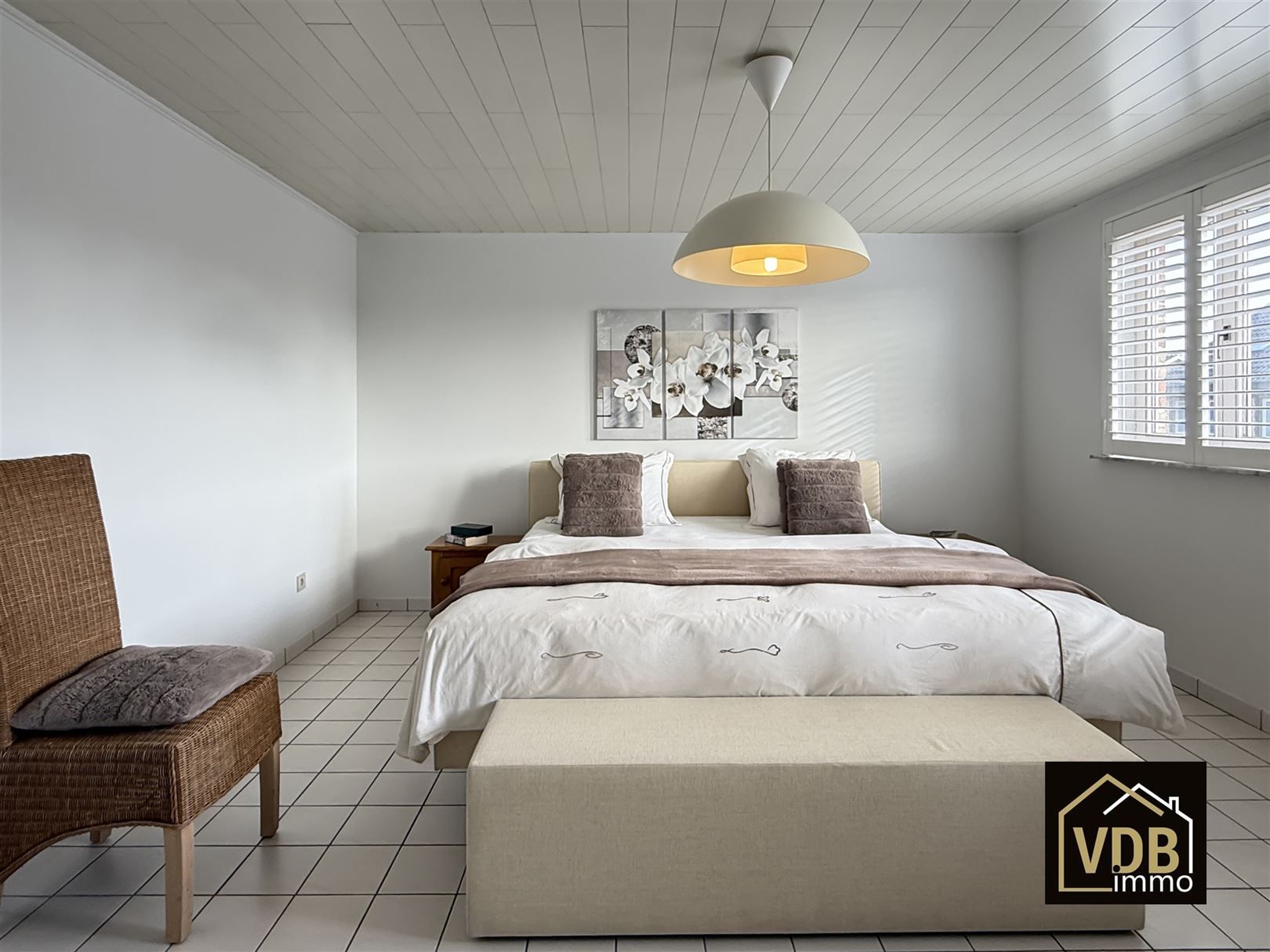 Instapklare halfopen bebouwing met 3 slaapkamers foto 49